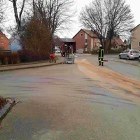 Kraftstoffspur in Thannhausen am 03.03.23_2.jpg