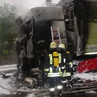 lkw-brand_am_080615_in_thannhausen_6_20150608_1701375603.jpg