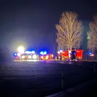 VU mit Fahrrad auf der B300 Thannhausen am 14.01.24_4.jpg
