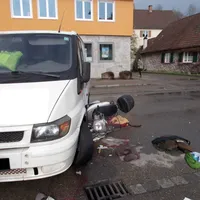 verkehrsunfall_in_muensterhausen_am_040417_3_20170404_1311126473.jpg