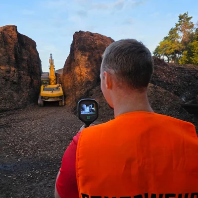 Brand Hackschnitzelhaufen Komposthof Reili_6.jpg